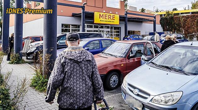 Reportáž z ruského supermarketu Mere: Víme, jak si řetězec v Česku udržuje popularitu