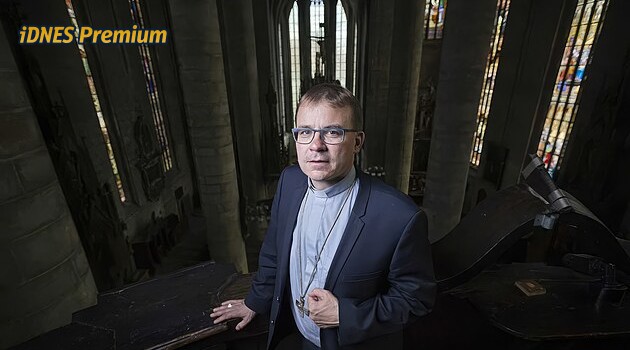 Válka na Ukrajině: Nepodléhejme dezinformacím, reaguje biskup Holub na ruskou agresi
