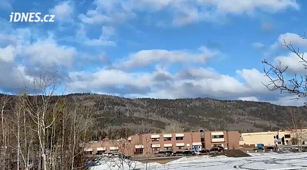 „Dosud jsem to znal jen z televize.“ Svědci popisují střelbu na škole v Kanadě