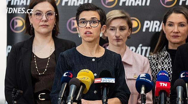 Nechutné výhrůžky političkám. Dopis z Karviné dostaly Richterová i Decroix