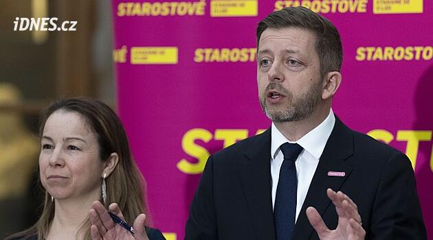 Místo Rakušana může STAN do vedení Sněmovny navrhnout jednu ze tří žen