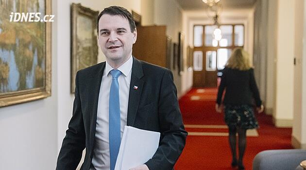 Rezignujte, vyzval Macinka zpravodajku OSN. Ta tvrdí, že výrok o Izraeli neřekla