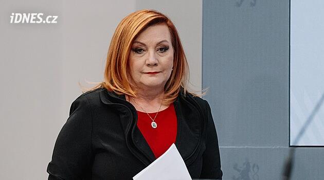 Co dál? Zruší soudy, protože je prohrávají? Opozice tepe vládu za rozpuštění NERV