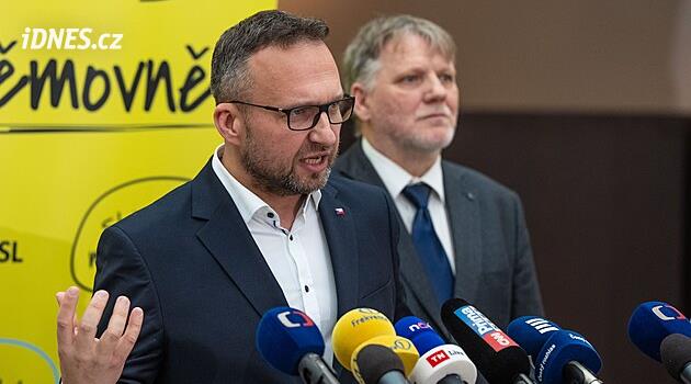 Střídání u lidovců. V čele jejich poslaneckého klubu je nově Jurečka