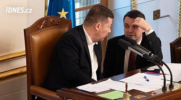 Koalice, nebo si aspoň nepřekážet? ANO, SPD a Motoristé řešili volby do Senátu