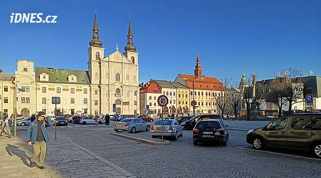 Arabalar yeraltında mı? Jihlava merkez meydan konusundaki anlaşmazlık nedeniyle bölünmüş durumda