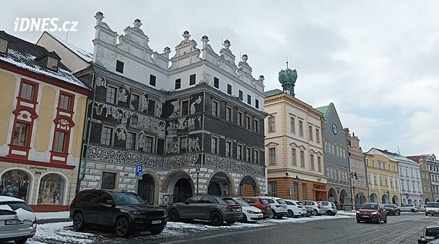 Litoměřice merkezdeki eski otelin bir bölümünü satın alacak