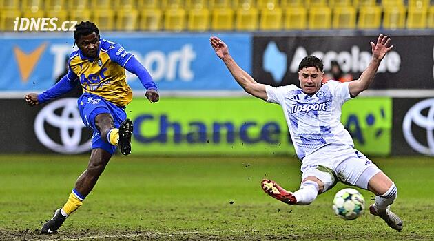 Jakub Elbel yolsuzluk davası nedeniyle açığa alındı