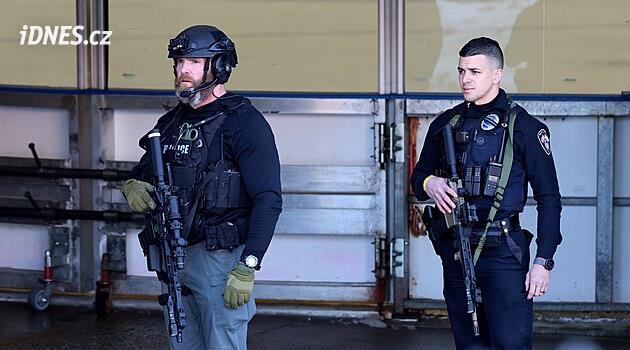 Útočník v Louisianě po domácí hádce zastřelil osm dětí, policisté ho pak zabili