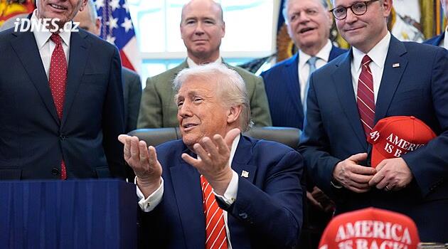 Každý ví, co Epstein dělá, řekl Trump dle dokumentu FBI šéfovi policie