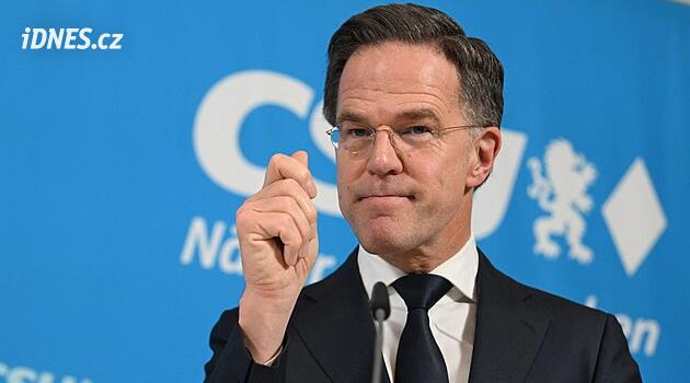 Nepodléhejme propagandě, Rusko není mocný medvěd, jen hlemýžď, řekl Rutte