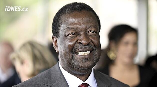 Místo práce cesta na frontu. Keňa se zlobí na Rusko, že podvodem verbuje její muže