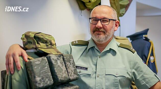 Asker Lukáš Volný Budějovice, Lišov veya jandarmanın tarihiyle ilgileniyor