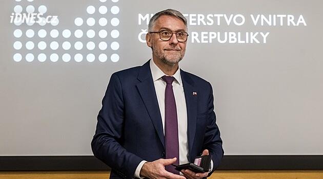 Polisin elinde yangının nasıl başladığına dair dört versiyon var. Metnar hiçbir tehlikenin olmadığını söyledi