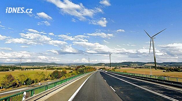 U Moravské Třebové plánují 250 metrů vysoké větrníky, vadily by místnímu letišti