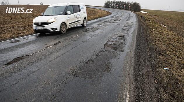 Vraťte krajům miliardy na opravy silnic, žádají z jižní Moravy
