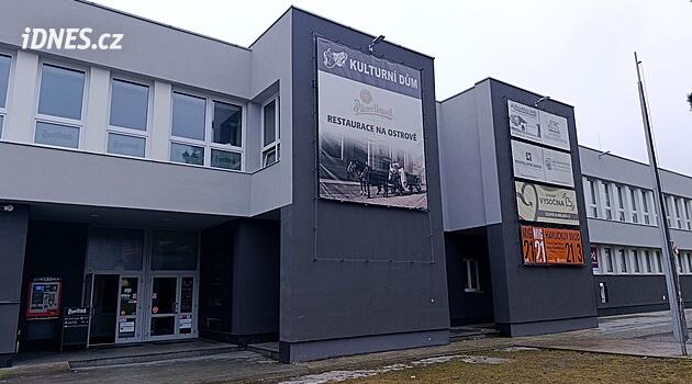 Sahibi Broda'ya Ostrov Kültür Evi'ni satın almasını teklif ediyor