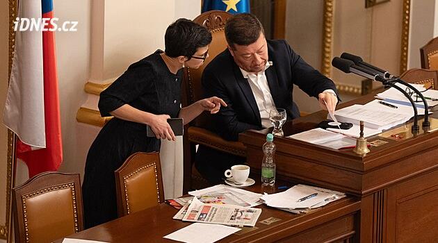 Poslanci se budou bavit o krutém a agresivním zacházení se zvířaty