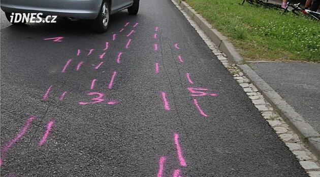 Pilsen yakınlarında bisikletlilerin önünde ani fren yapılması muhtemelen mahkemeyle sonuçlanacak