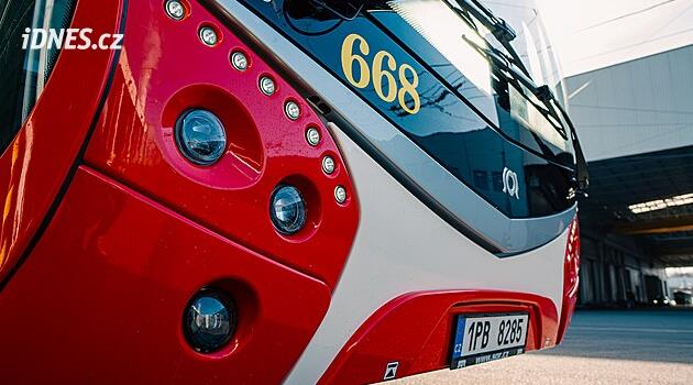 Bataryalı troleybüsler Pilsen'de yavaş yavaş otobüs hatlarını devralacak