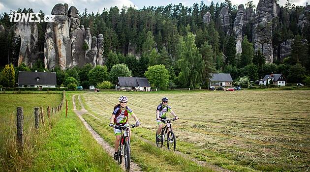 Poznávejte Broumovsko na kolech! Oblíbené cyklotrasy a tipy na výlety
