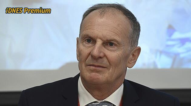 Ředitel Havlík promluvil o kauze defibrilátorů. Veškerá podezření odmítá