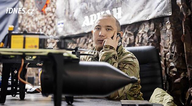 „Hoďte na ně Orešnik!“ Český dron Jan Žižka nakrkl Rusy, Ukrajinci jsou nadšení