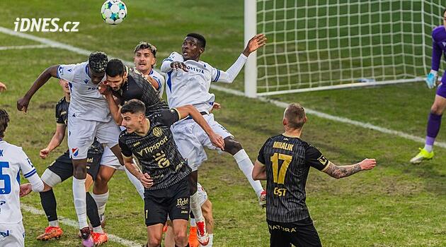 Hradec – Baník 1:0, ev sahibi takım rakiplerine misilleme yaparak kupadan elendi