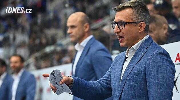 Liberec buzda antrenman yapıyor, Galvas liderliğindeki savunma oyuncuları kayıp