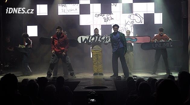 Radek Brzobohatý Tiyatrosu, Snowboarders müzikalini sundu