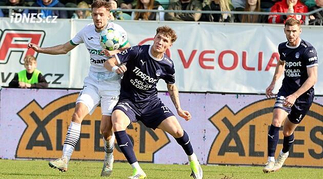 Ještě další rok bez fotbalu. Šigut zná trest za korupci, na hřiště nesmí i další hráči