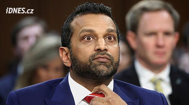 Hackeři napojení na Írán se nabourali do e-mailu šéfa FBI, zveřejnili jeho dokumenty