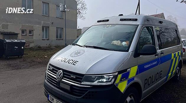 Polis, Lounsk'ta bir adamı iki yaşındaki bir çocuğu öldürmekle suçladı