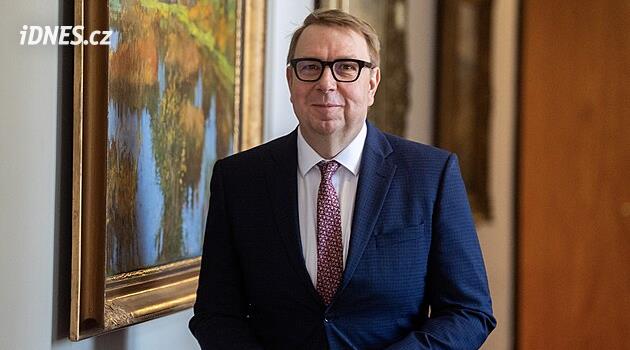 Třicet tisíc ještě před porodem. Jak stát možná uleví budoucím rodičům