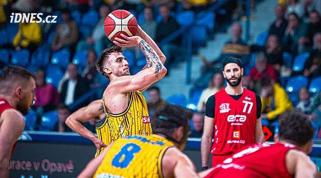 Basketbol ligi: Opava neredeyse iki yıl sonra Nymburk'u yendi
