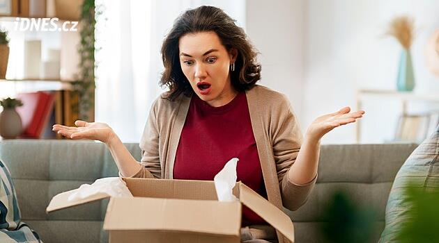 Operator Accepts Warranty Claim for Defective iPhone