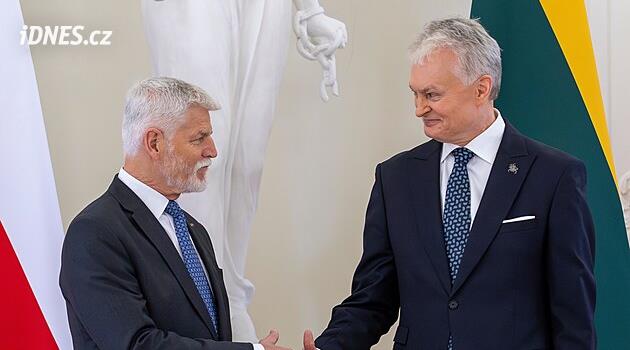 Petr Pavel Litvanya'ya resmi ziyarette bulunuyor