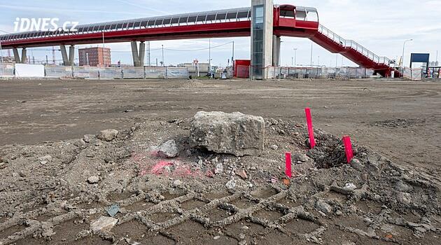 Pardubice'deki Dukla yakınlarında başka bir otoparkın inşaatına başlandı