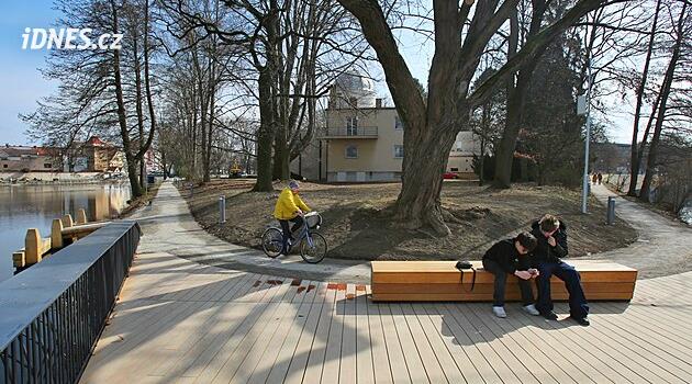 Budějovice'de Vltava ve Malš nehirlerinin birleştiği yerde yeni bir iskele açıldı