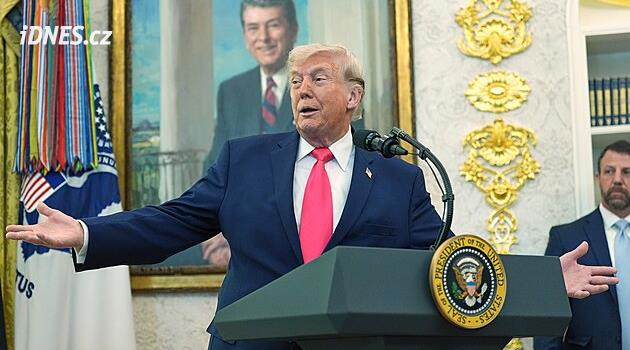 Írán poskytl USA dar obrovské hodnoty související s Hormuzem, tvrdí Trump