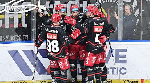 Hokey ekstra ligi ONLINE: Třinec yarı finalde yer almak için oynuyor