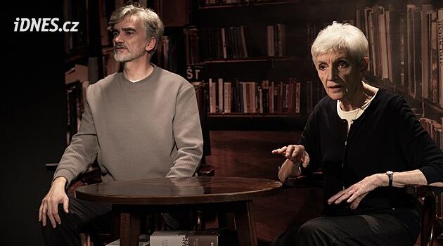 RECENZE: Myšička s Engelovou píšou v Dejvickém divadle milostný dopis češtině