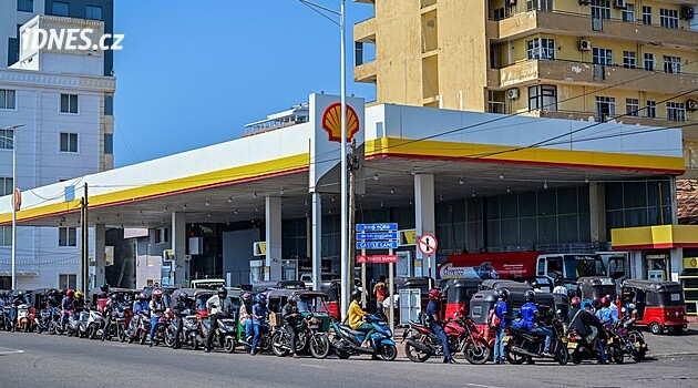 Çin, Asya'daki enerji krizinden yararlanarak kime yardım edeceğine karar veriyor