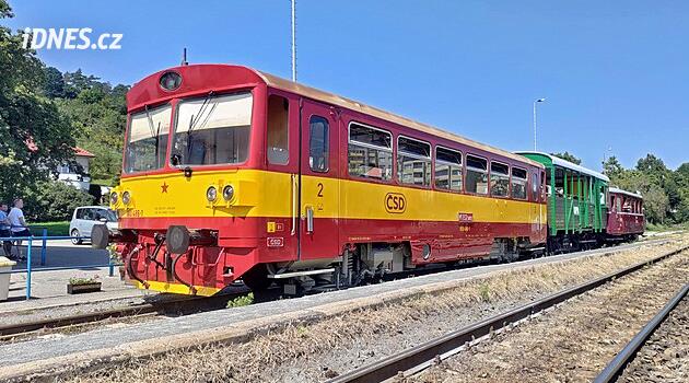 Na co zírá mašinfíra: Z Vizovických vrchů krajem slivovice až do Zlína