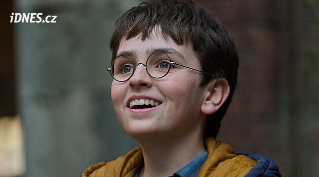 Tvůrci seriálu Harry Potter prozradili, kdo bude hrát pana Weasleyho, Uršulu a Colina