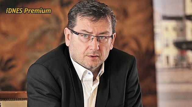 Primátor Wolf vítězí v Karviné na celé čáře, korupční aféře navzdory