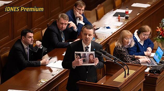 Stránka neČT24: V Česku operuje náhrada za Sputnik. Politici obhajují své rozhovory, BIS varuje