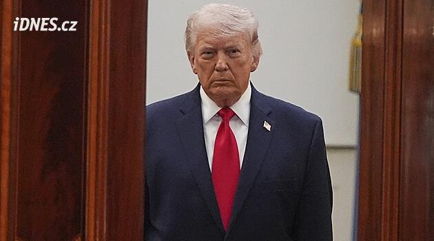 Velký krok k válečné ekonomice. Trump chce drastické zvýšení výdajů na obranu