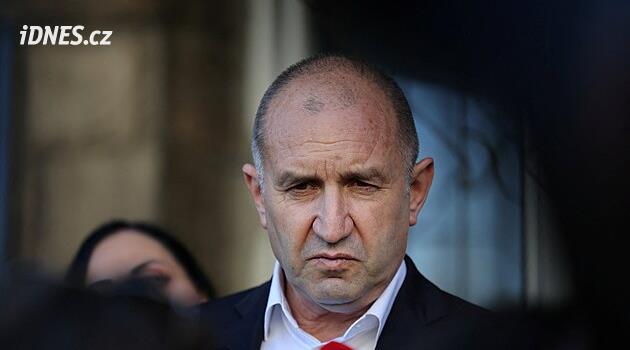 Parlamentní volby v Bulharsku vyhrál proruský exprezident, ukazují odhady