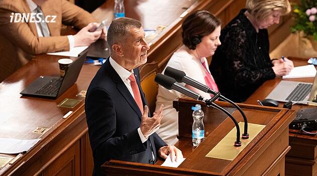 S vámi se nedá o ničem bavit a já jsem se snažil, vyčítá Babiš opozici